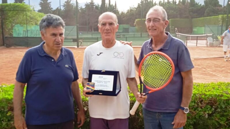 Tennis, il canicattinese Giuseppe Cugno campione siciliano Veterani
